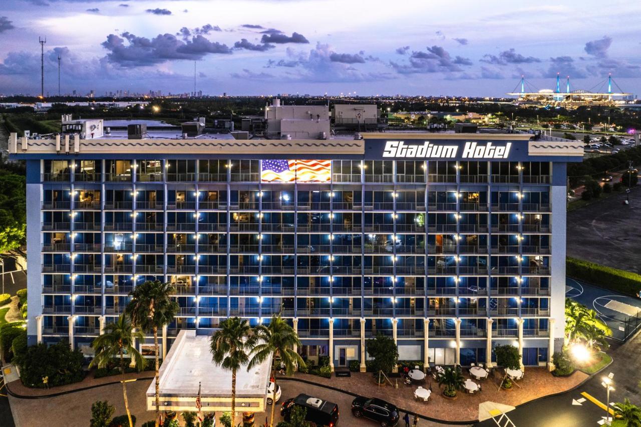Stadium Hotel Miami Gardens Extérieur photo